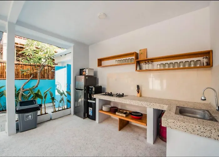 Casa de hóspedes Greek House: W/desk And Shared Pool&kitchen/6