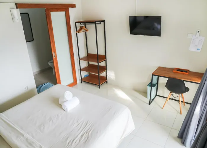 Casa de hóspedes Greek House: W/desk And Shared Pool&kitchen/6 3*